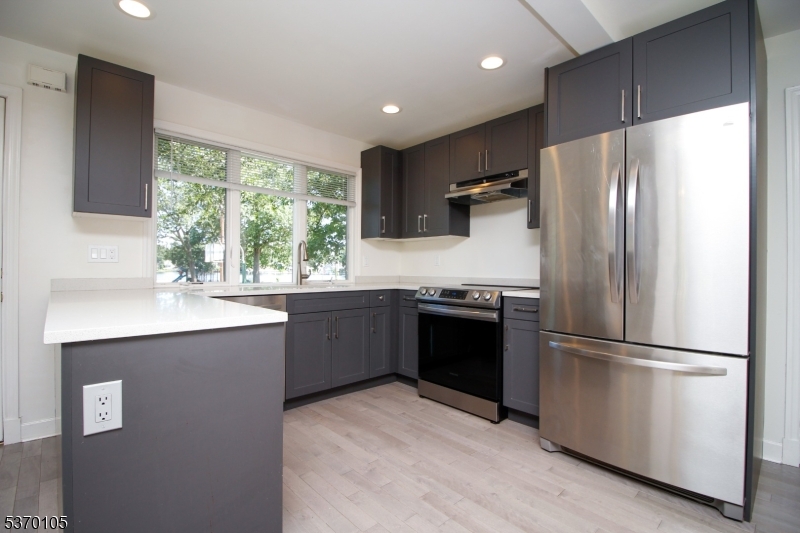 88 E Shore Rd