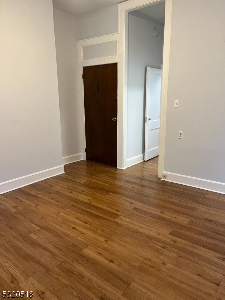 75 Pine St 1L