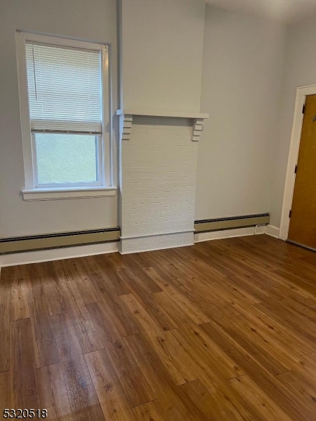 75 Pine St 1L