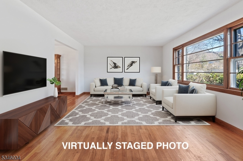 299 Arnold Ave