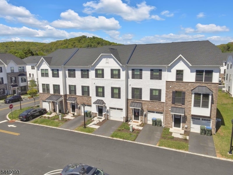 3 Saw Mill Cir