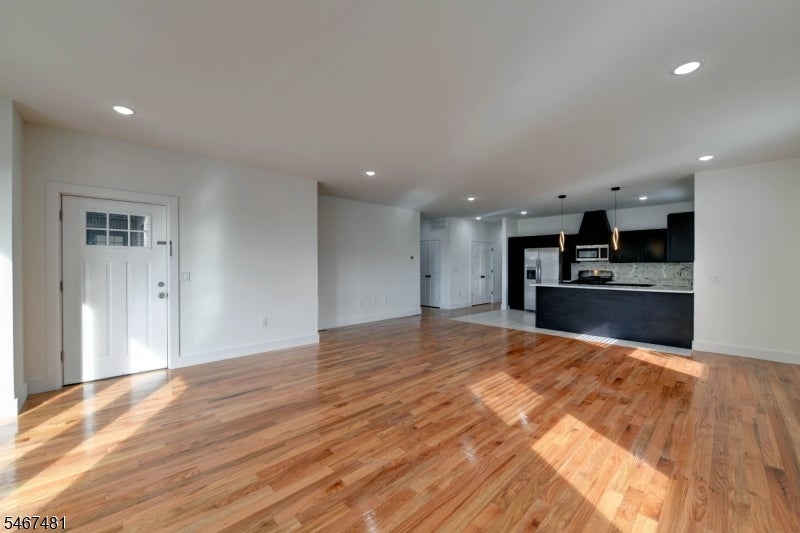 2 Cleveland St 1