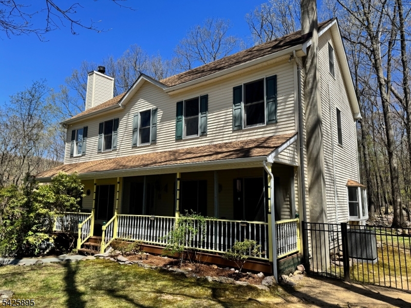 32 Saint Bernards Rd