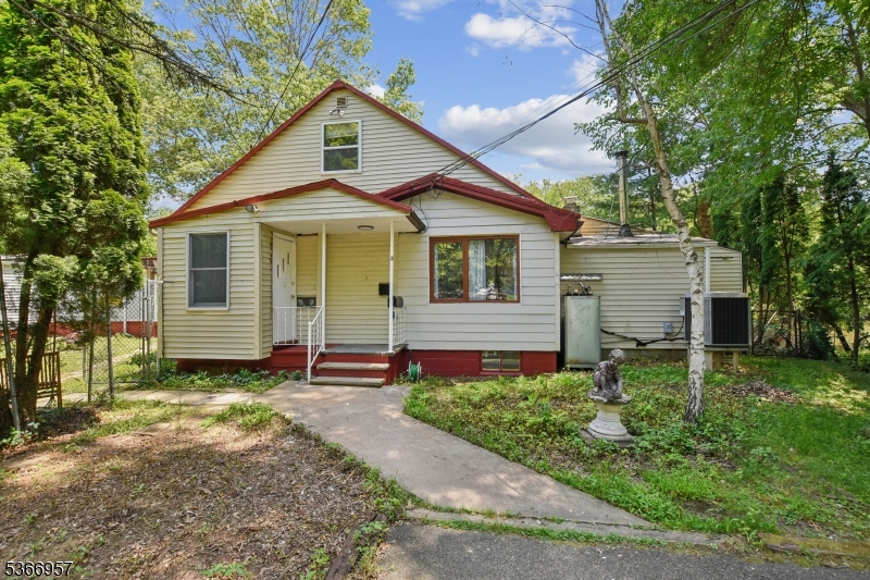 7 Cole Ave