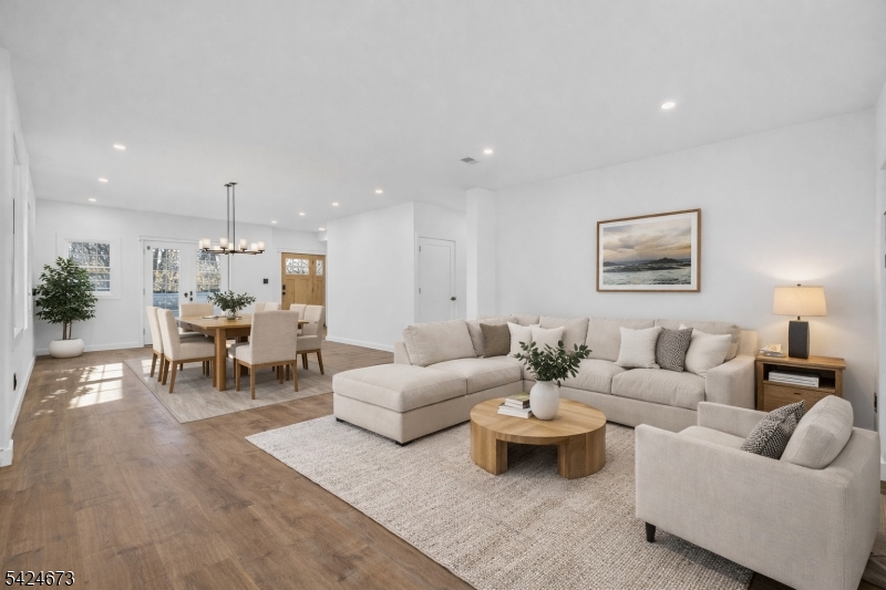 16 Valley View Dr