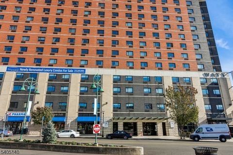 1 Carriage City Plz PH07 Rahway City NJ 07065