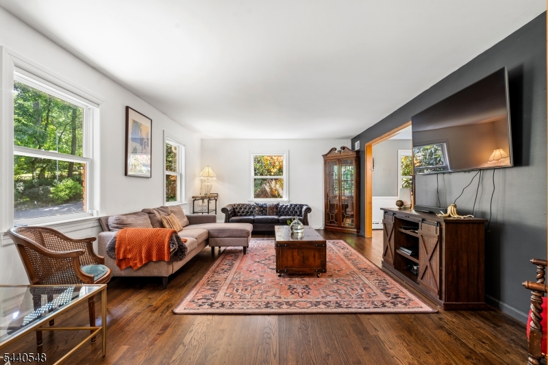 60 Brook Dr