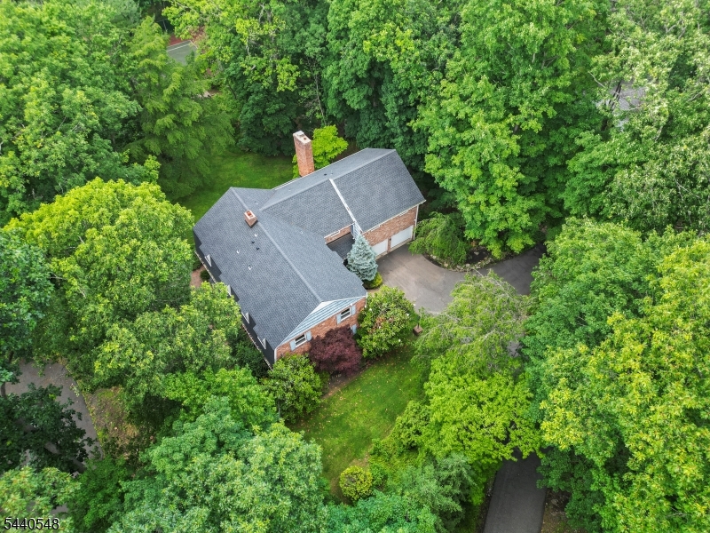 60 Brook Dr