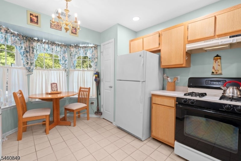 3105 Tudor Dr 3105