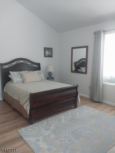 11 Strawberry Hill Rd