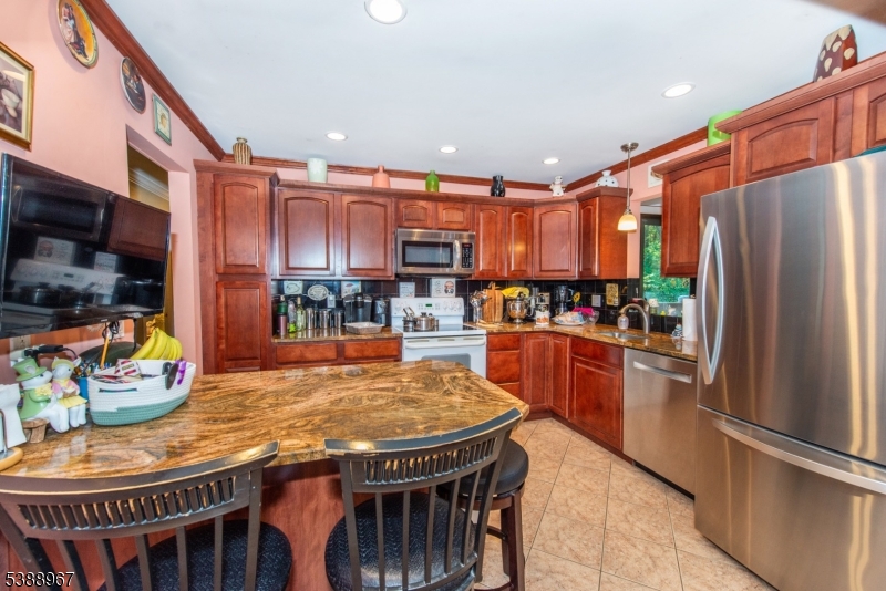 72 Castlewood Trl