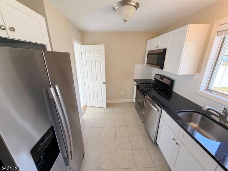 156 Harding Ave