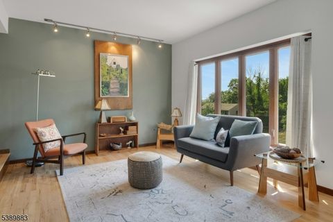 Photo of 125 Phillip Dr, Rockaway, NJ 07866 (MLS # 3991282)