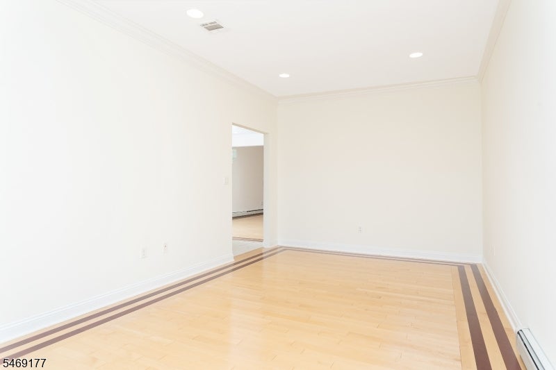 389 Summerhill Dr