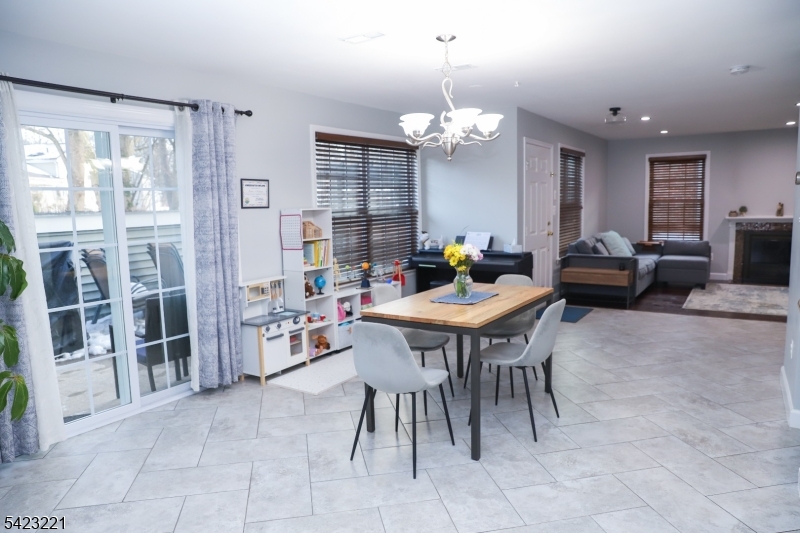 332 Greenbriar-Unit 8 8