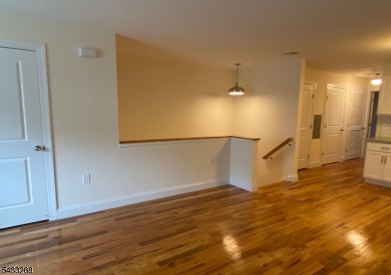 290 3Rd St D2