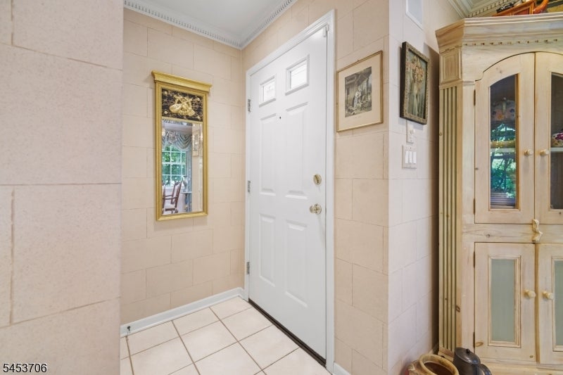 21 Berkeley Square Condo 21