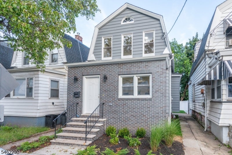 94 Washington Ave
