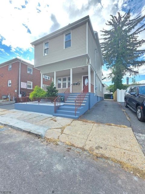 Photo of 109 Ely St, Elizabeth, NJ 07202 (MLS # 3994130)