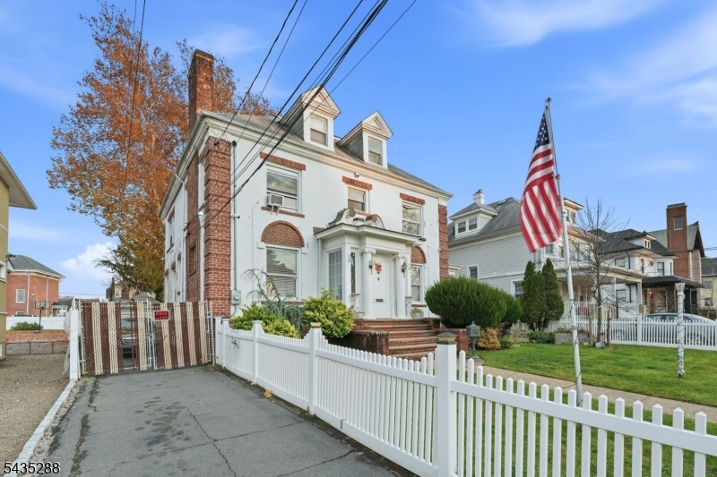 449 Union Ave