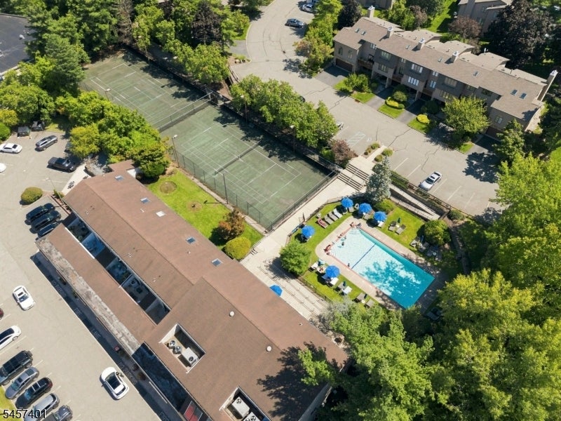 5 Wedgewood Drive