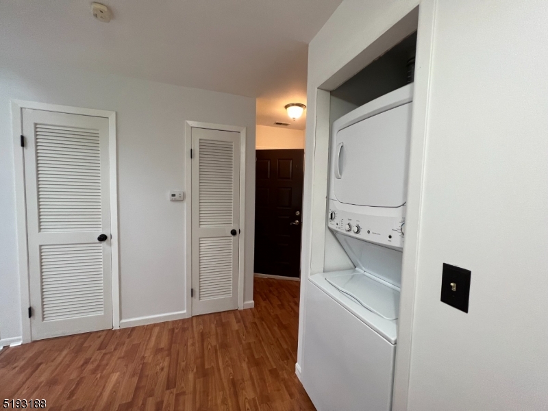 20 Augusta Dr 8