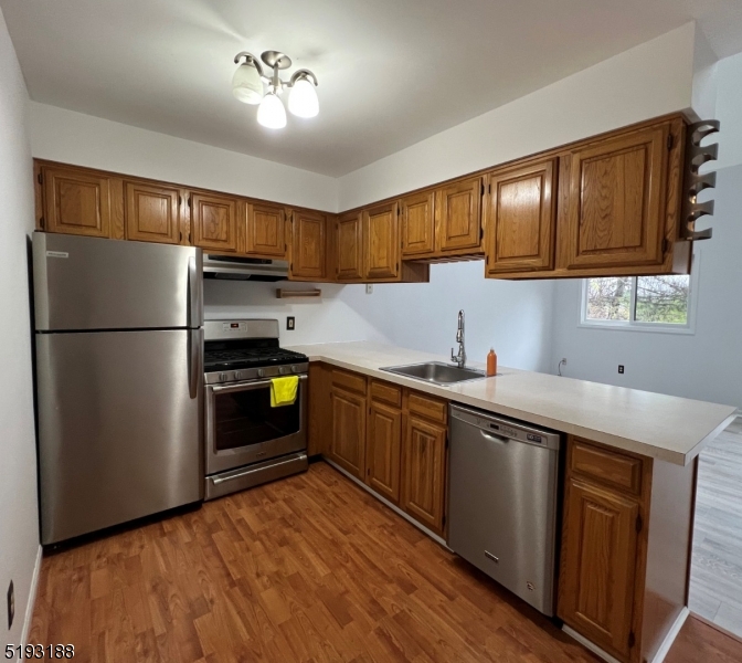 20 Augusta Dr 8