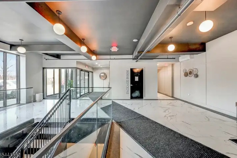 2 Flanders Rd 306 306