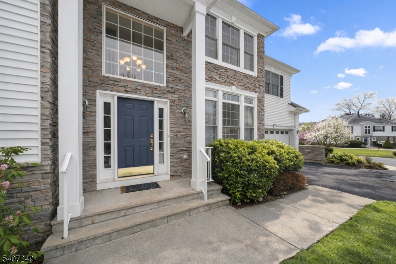 48 Bovensiepen Ct