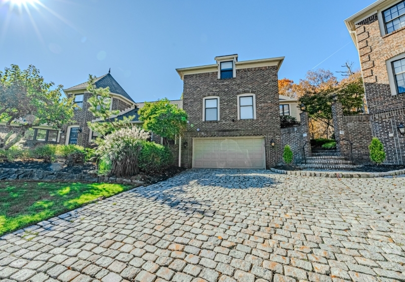 11 Casper Ct