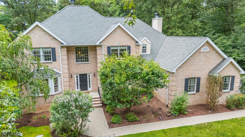 6 Crestview Ln