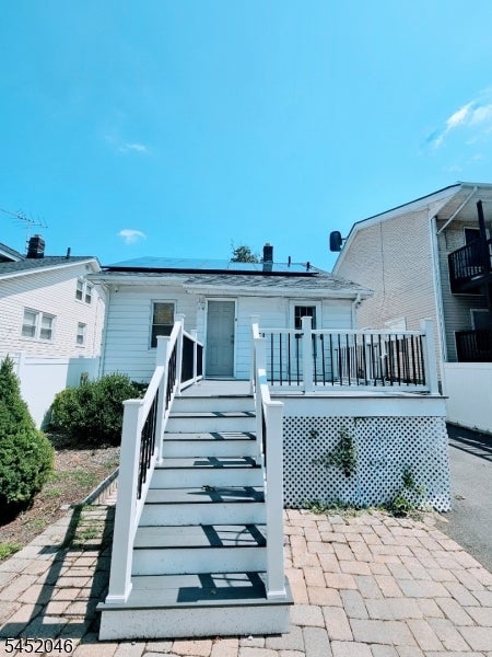 552 Paul St 2