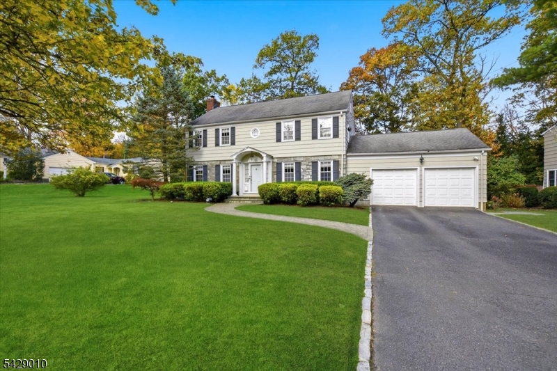 105 Tennyson Dr