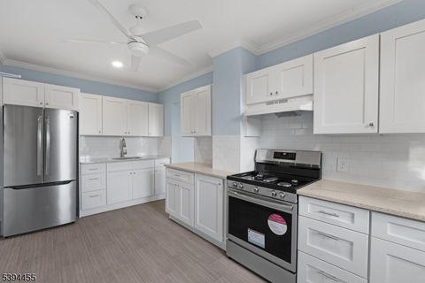 Photo of 621 Spruce Ave #B, Garwood, NJ 07027 (MLS # 3995316)