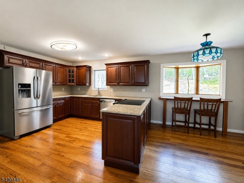 48 Silver Grove Rd