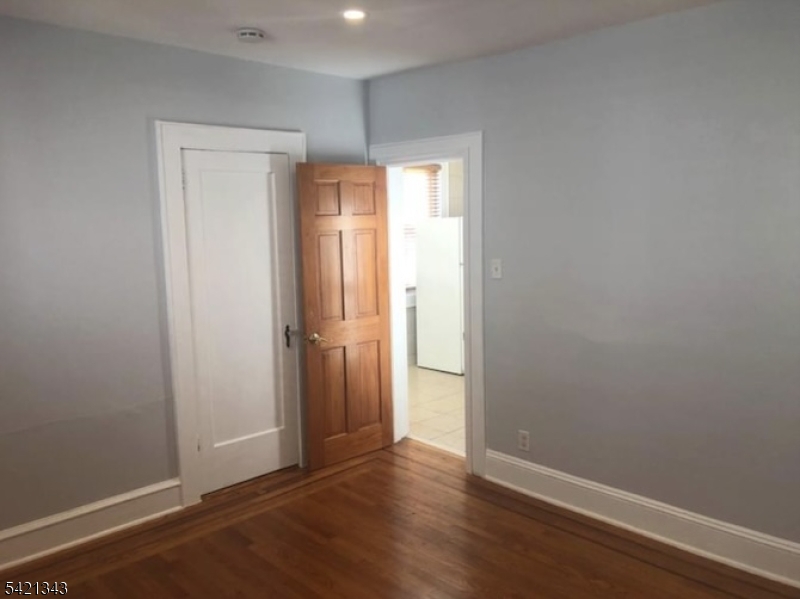 2036 Gless Ave 1