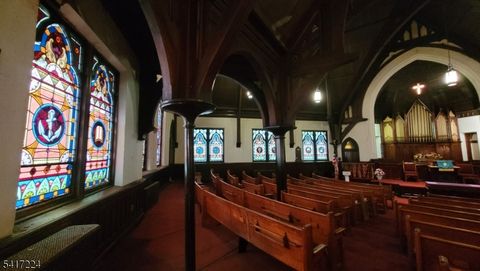 221 Spring St Paterson City NJ 07503