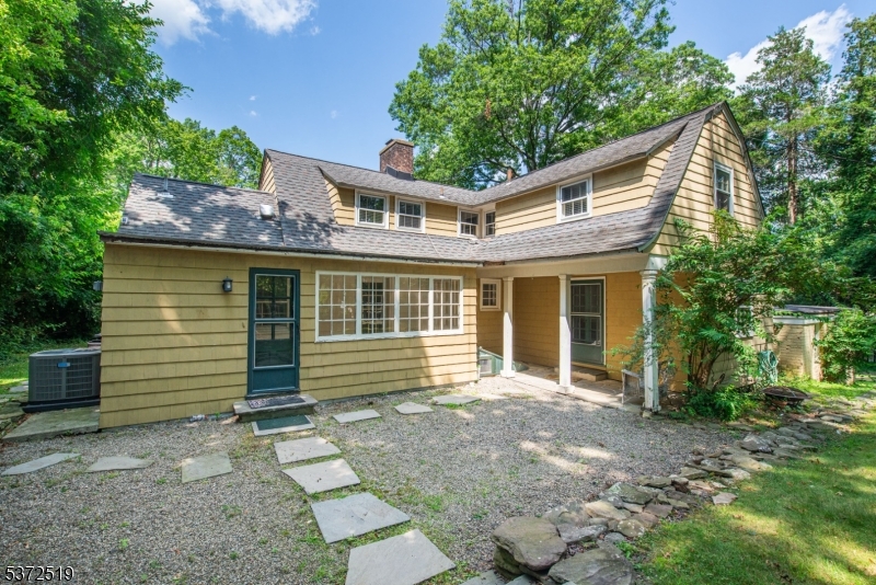142 Union St