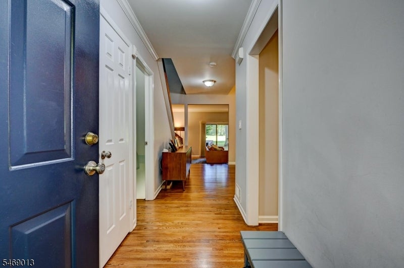 48 Keats Way 48
