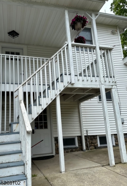 300 South Maple Avenue