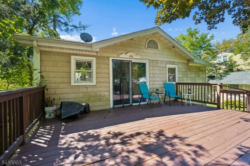 3 Minnehaha Blvd