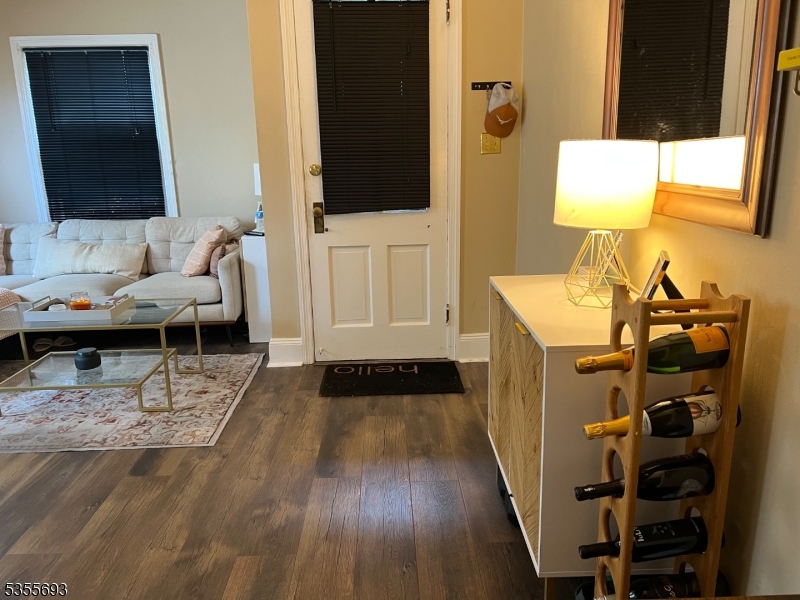137 Grove St 1