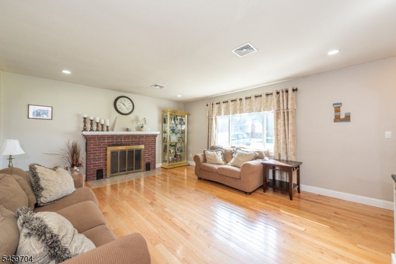 47 Grove St