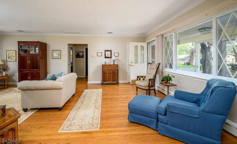 214 Berthold Ave