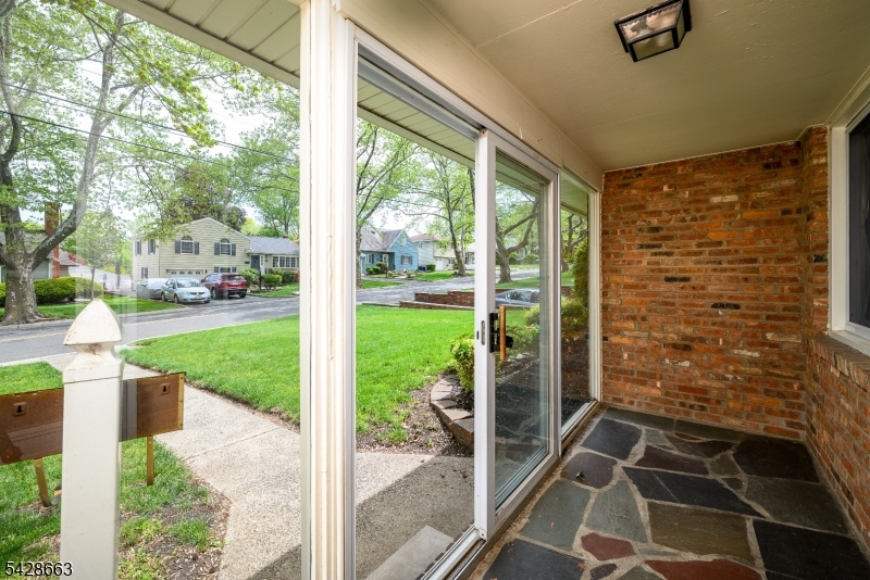 214 Berthold Ave