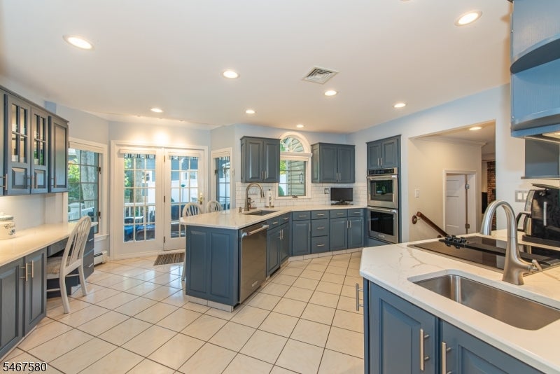 5 Sunrise Lane