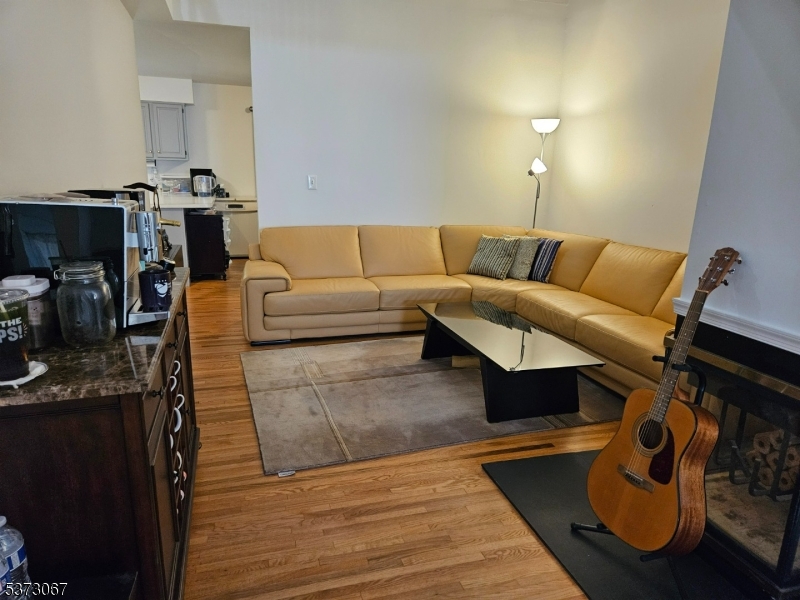19 Newcastle Ct