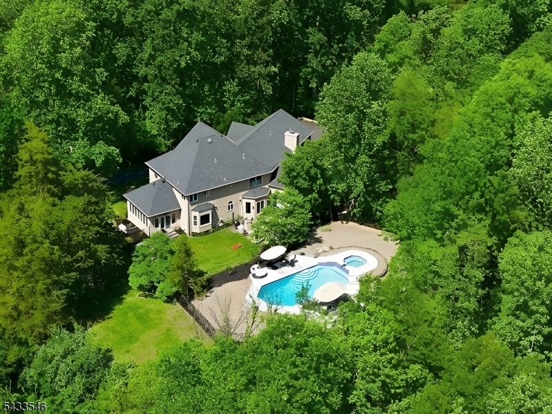 41 Sutton Farm Rd