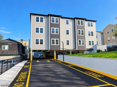 Photo for 17 Wickham St 304
