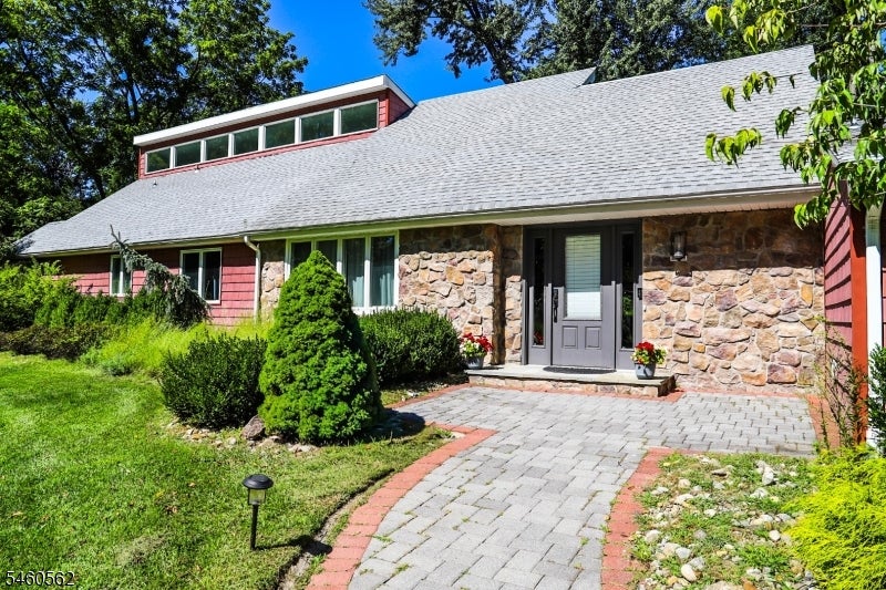 3 Openaki Rd